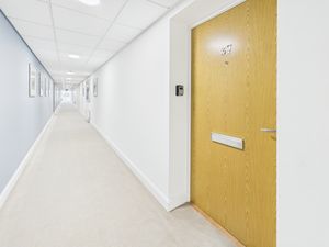 Entrance Hallway- click for photo gallery